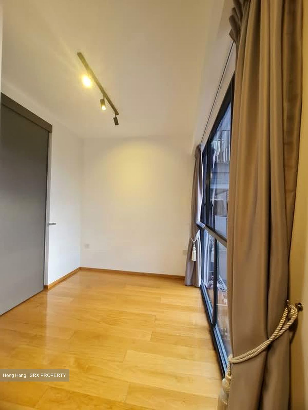 Grandeur Park Residences (D16), Condominium #556952411